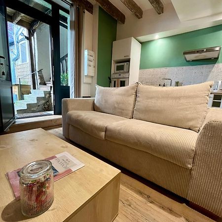 La Cour Chartraine - Cosy Appartement Avec Cour Exterieur A Blois Eksteriør bilde